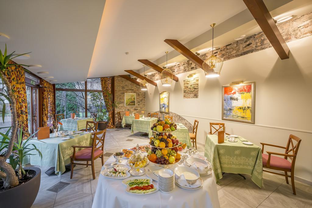 Grotthuss Boutique Готель 4*
